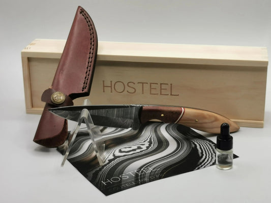 Couteau de Chasse en Damas - L'Olivou Hosteel