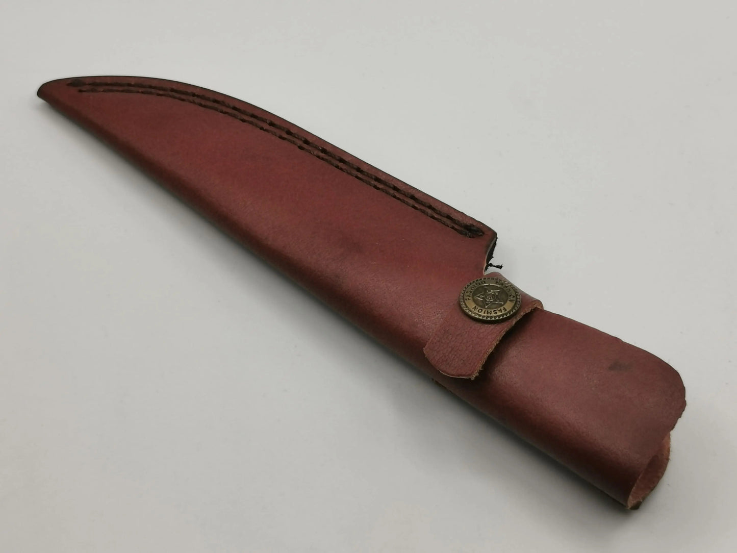 Couteau de chasse en Damas- Le Mirabeau Hosteel