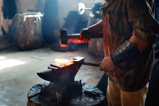 Comment Fabriquer un Couteau en Damas ? - Hosteel