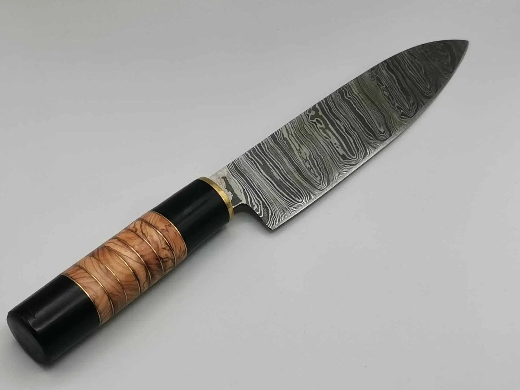 Couteau de Cuisine en Damas - Le Yang Hosteel