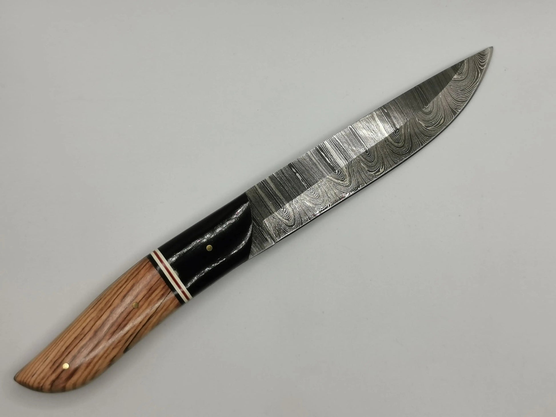 Couteau de Chasse en Damas - L'Auriac Hosteel