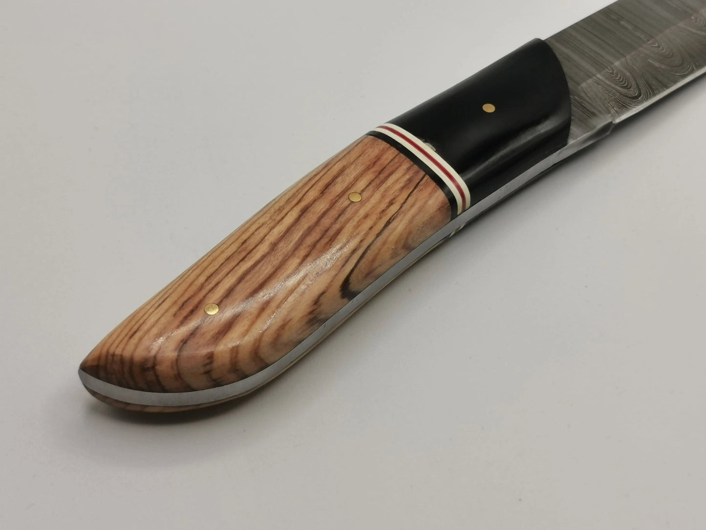 Couteau de Chasse en Damas - L'Auriac Hosteel
