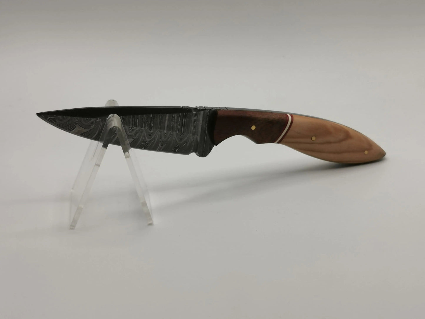 Couteau de Chasse en Damas - L'Olivou Hosteel