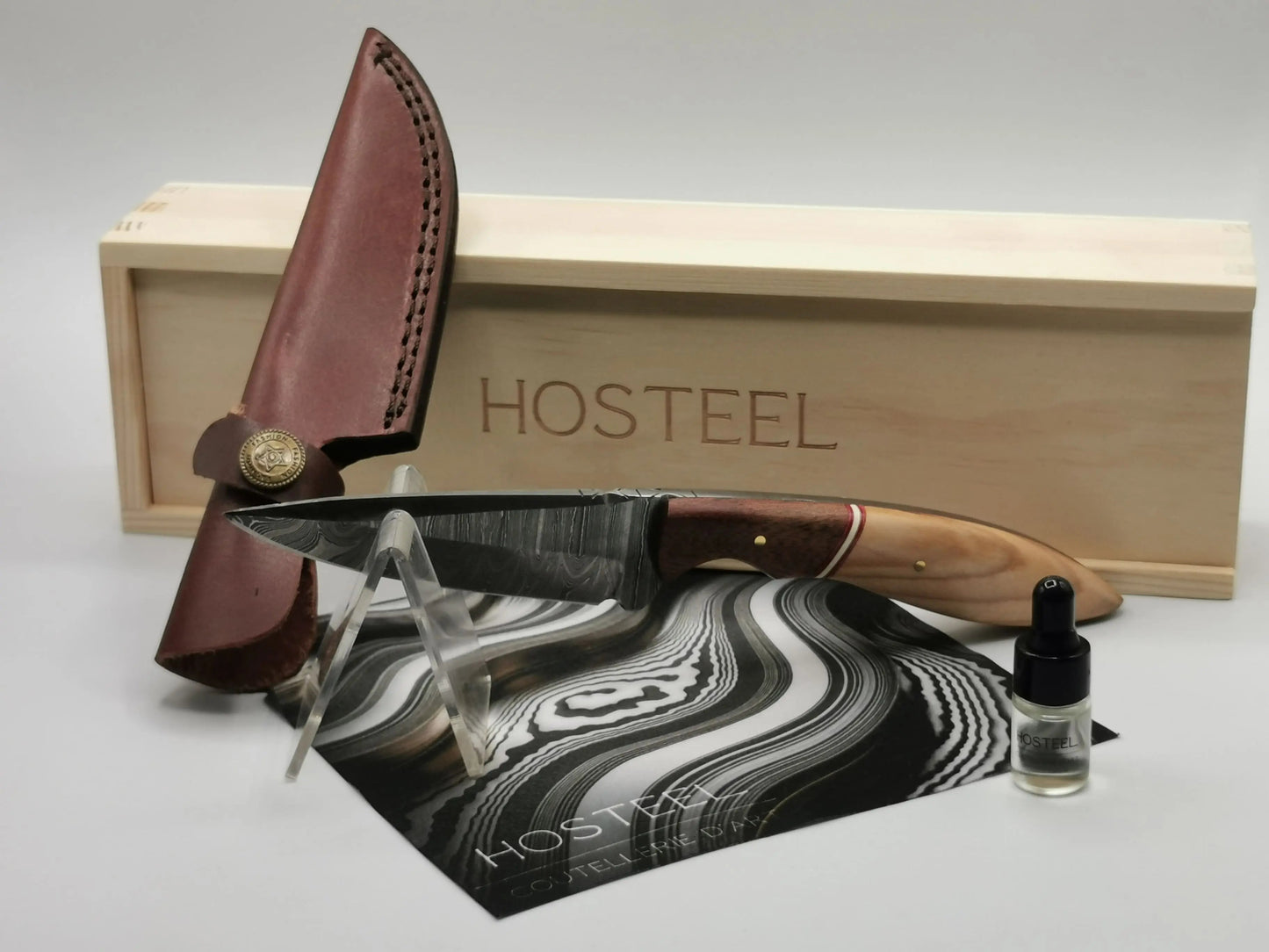 Couteau de Chasse en Damas - L'Olivou Hosteel