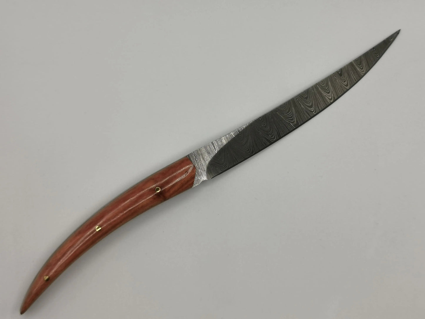 Couteau de Chasse en Damas - Le Camargo Hosteel