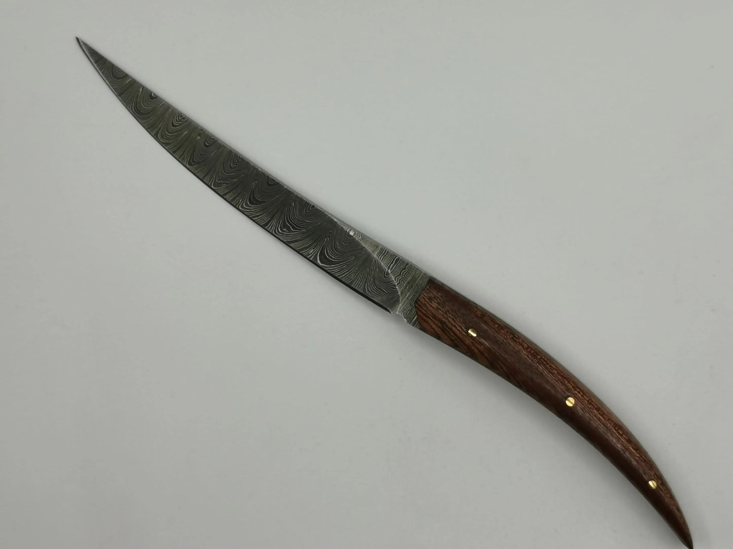 Couteau de Chasse en Damas - Le Camarguais Hosteel