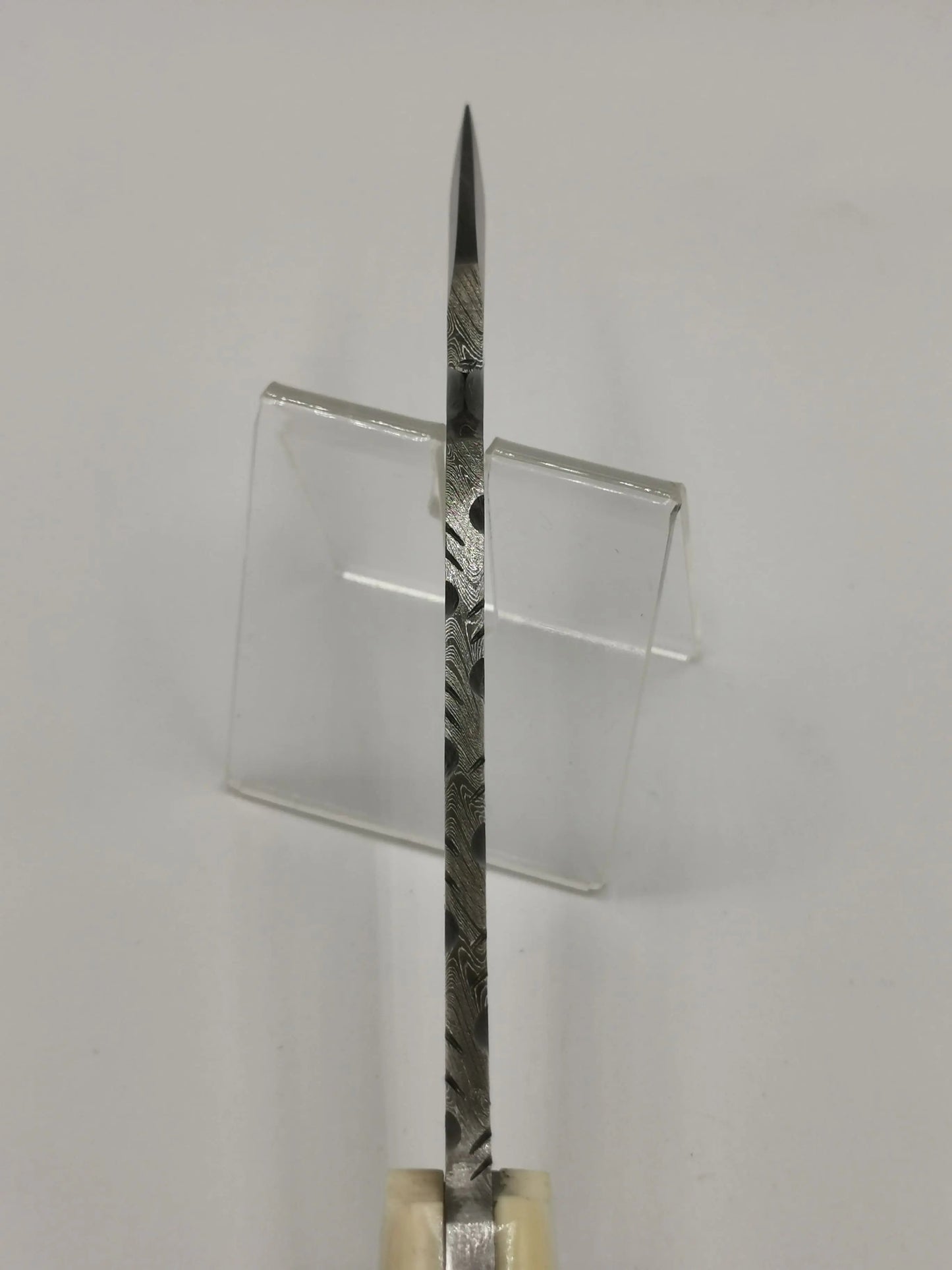 Couteau de chasse en Damas - Le Frégat Hosteel
