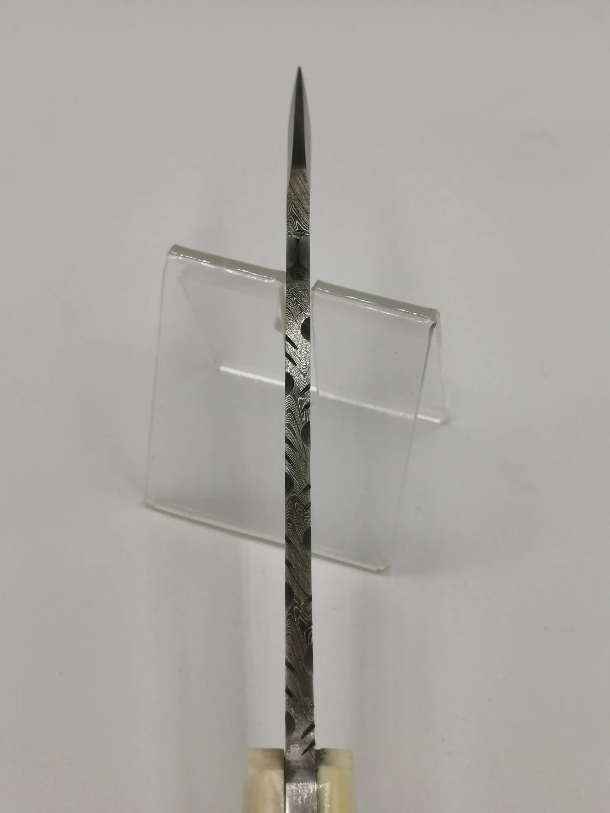 Couteau de chasse en Damas - Le Frégat Hosteel