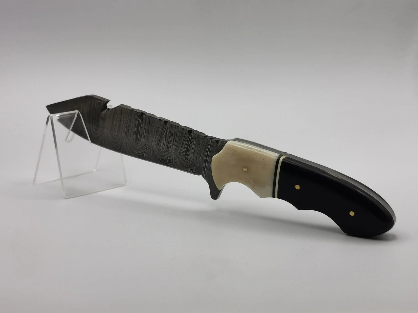 Couteau de chasse en Damas - Le Frégat Hosteel