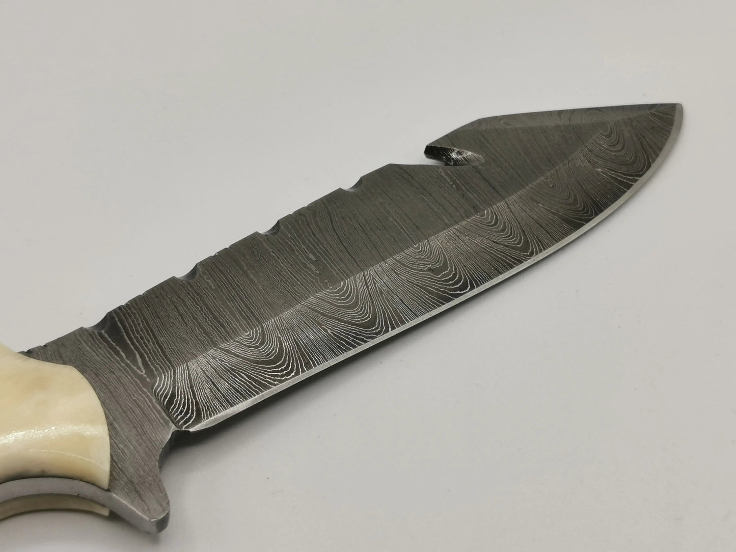 Couteau de chasse en Damas - Le Frégat Hosteel