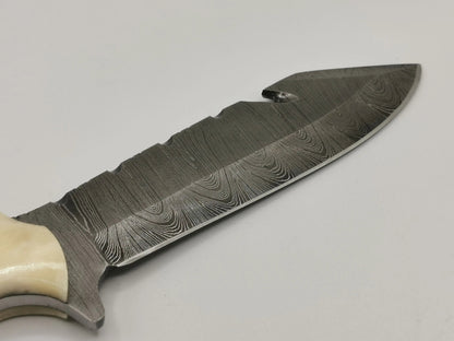 Couteau de chasse en Damas - Le Frégat Hosteel