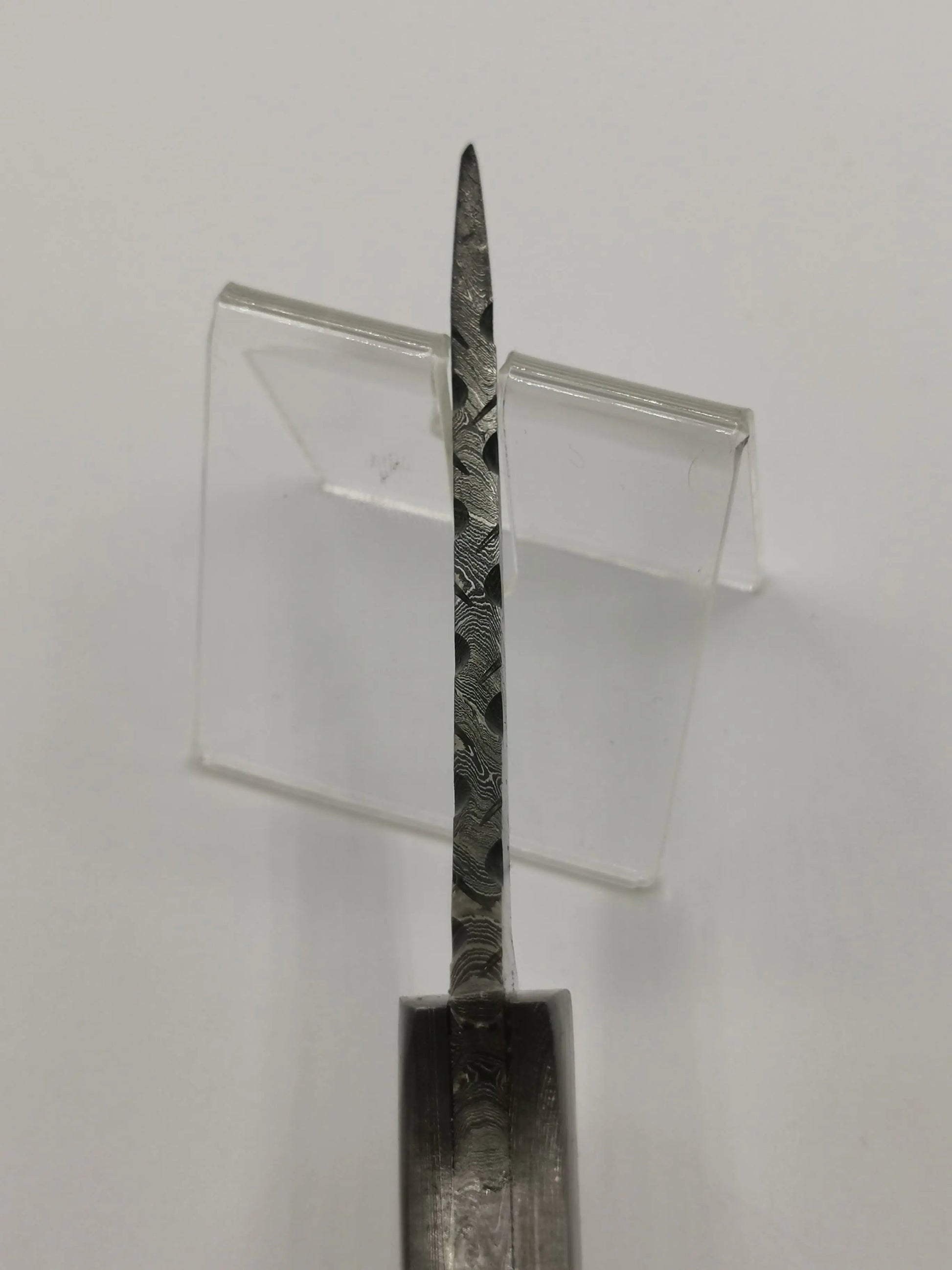 Couteau de Chasse en Damas - Le Lavandou Hosteel