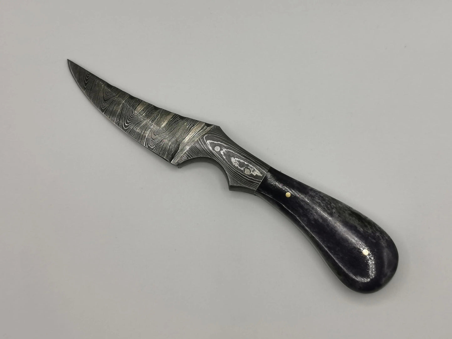 Couteau de Chasse en Damas - Le Lavandou Hosteel
