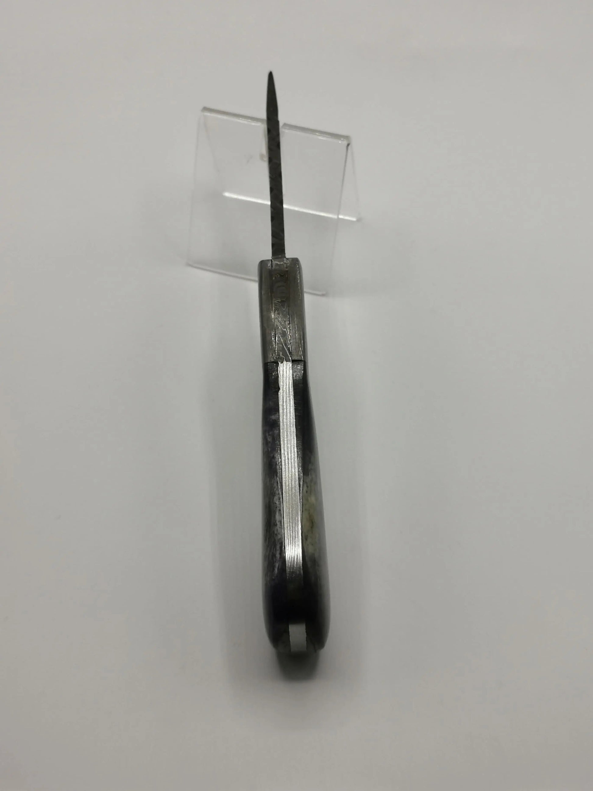 Couteau de Chasse en Damas - Le Lavandou Hosteel