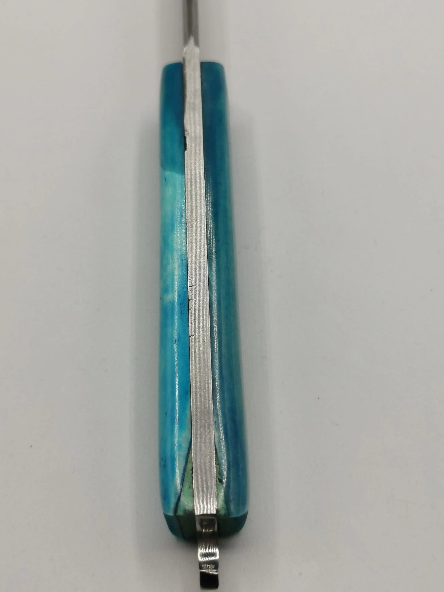 Couteau de Chasse en Damas - Le Mistral Hosteel