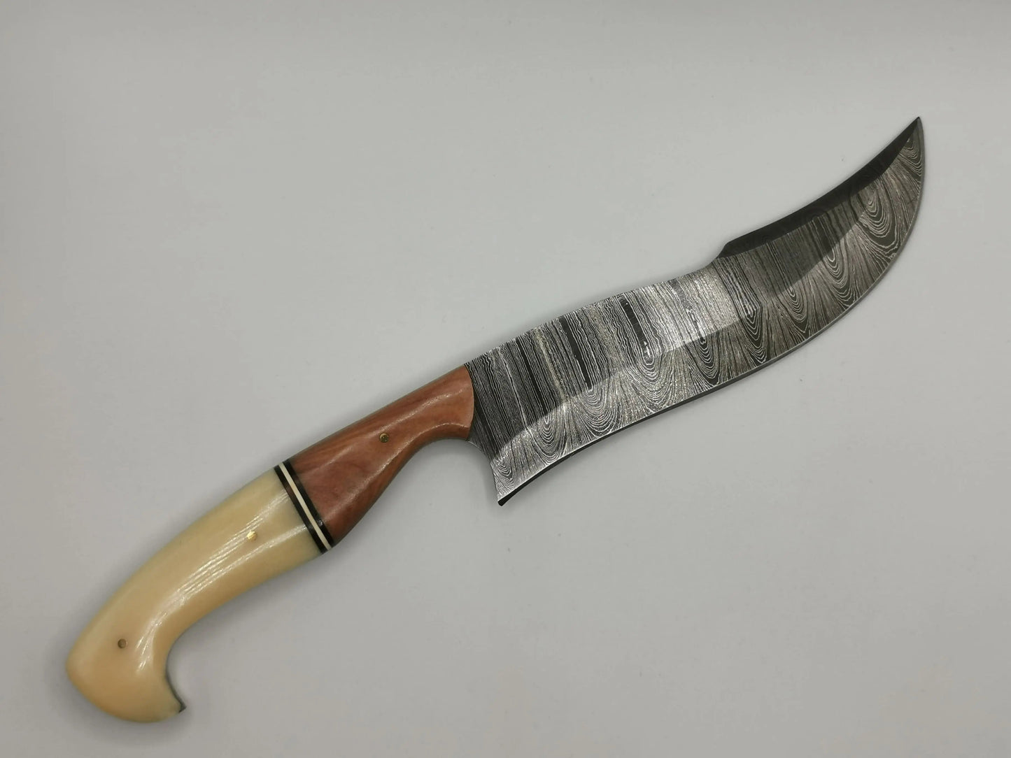 Couteau de Chasse Damas - Le Rustrel Hosteel