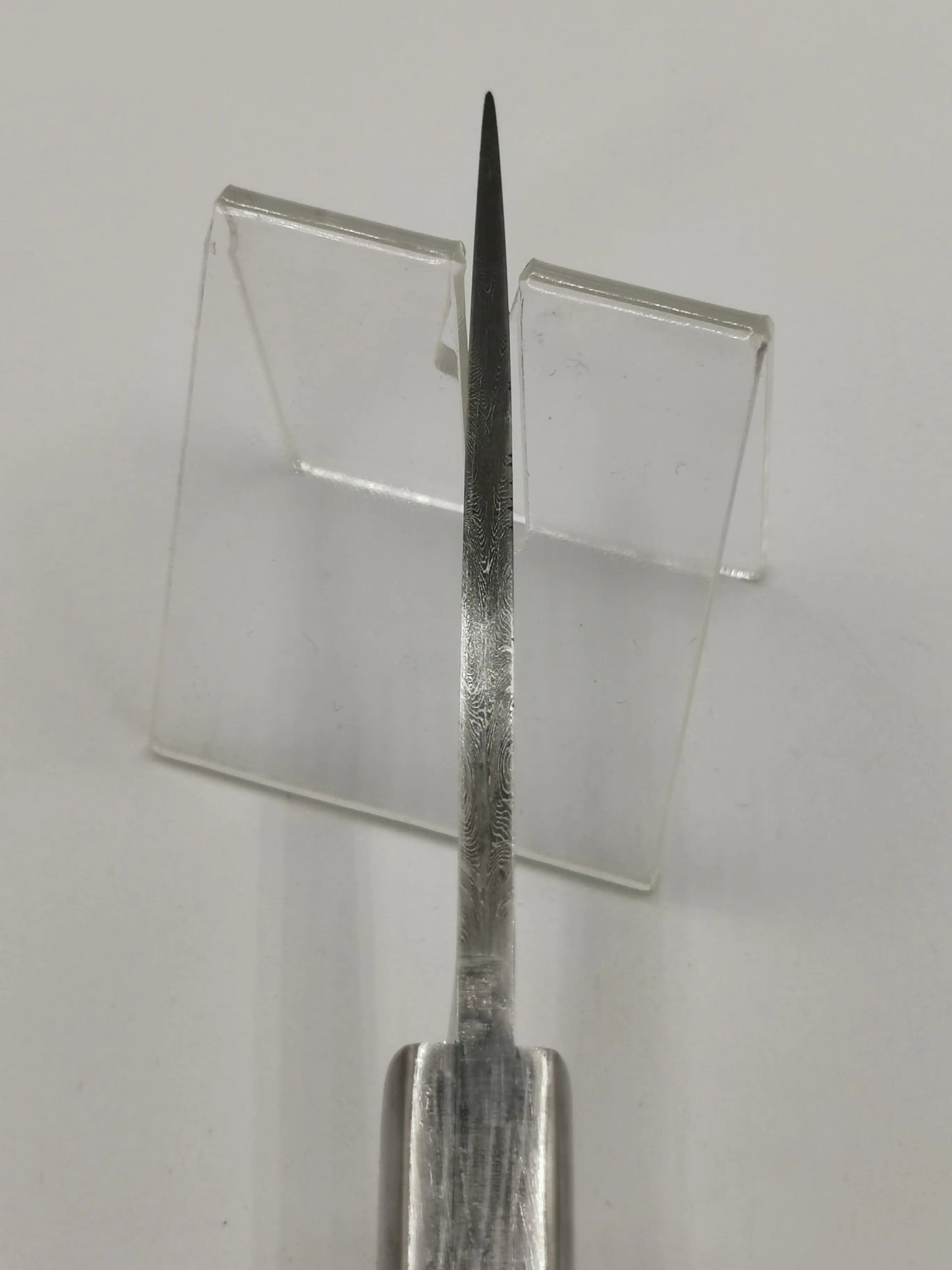 Couteau de Chasse en Damas - Le Sable d'Or Hosteel