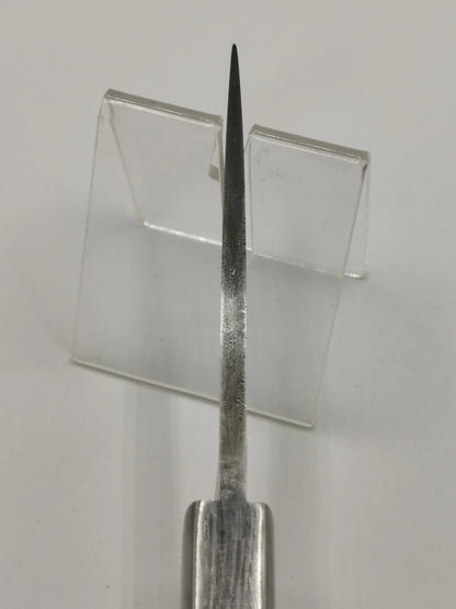 Couteau de Chasse en Damas - Le Sable d'Or Hosteel