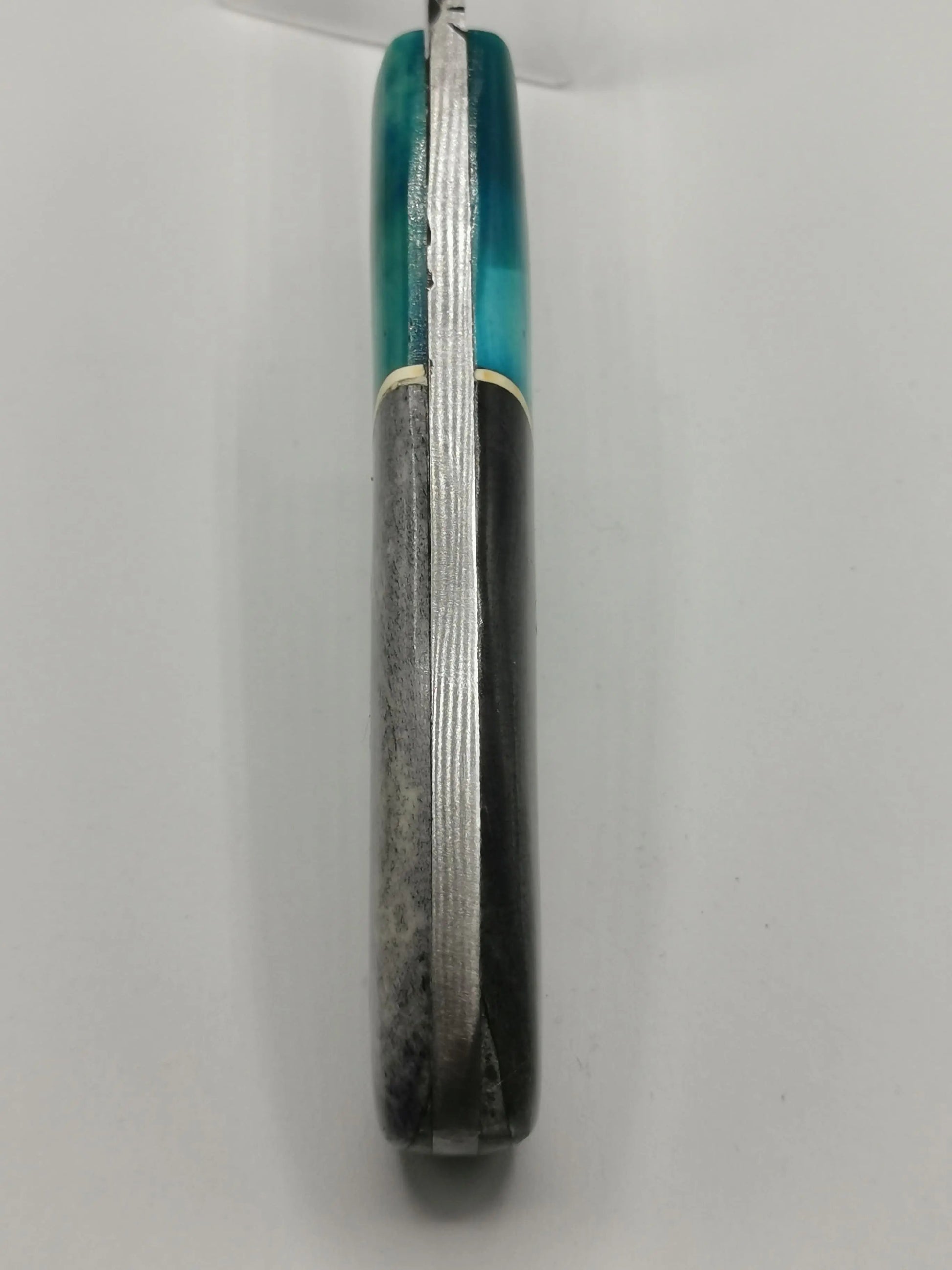 Couteau de chasse en Damas- Le Mirabeau Hosteel