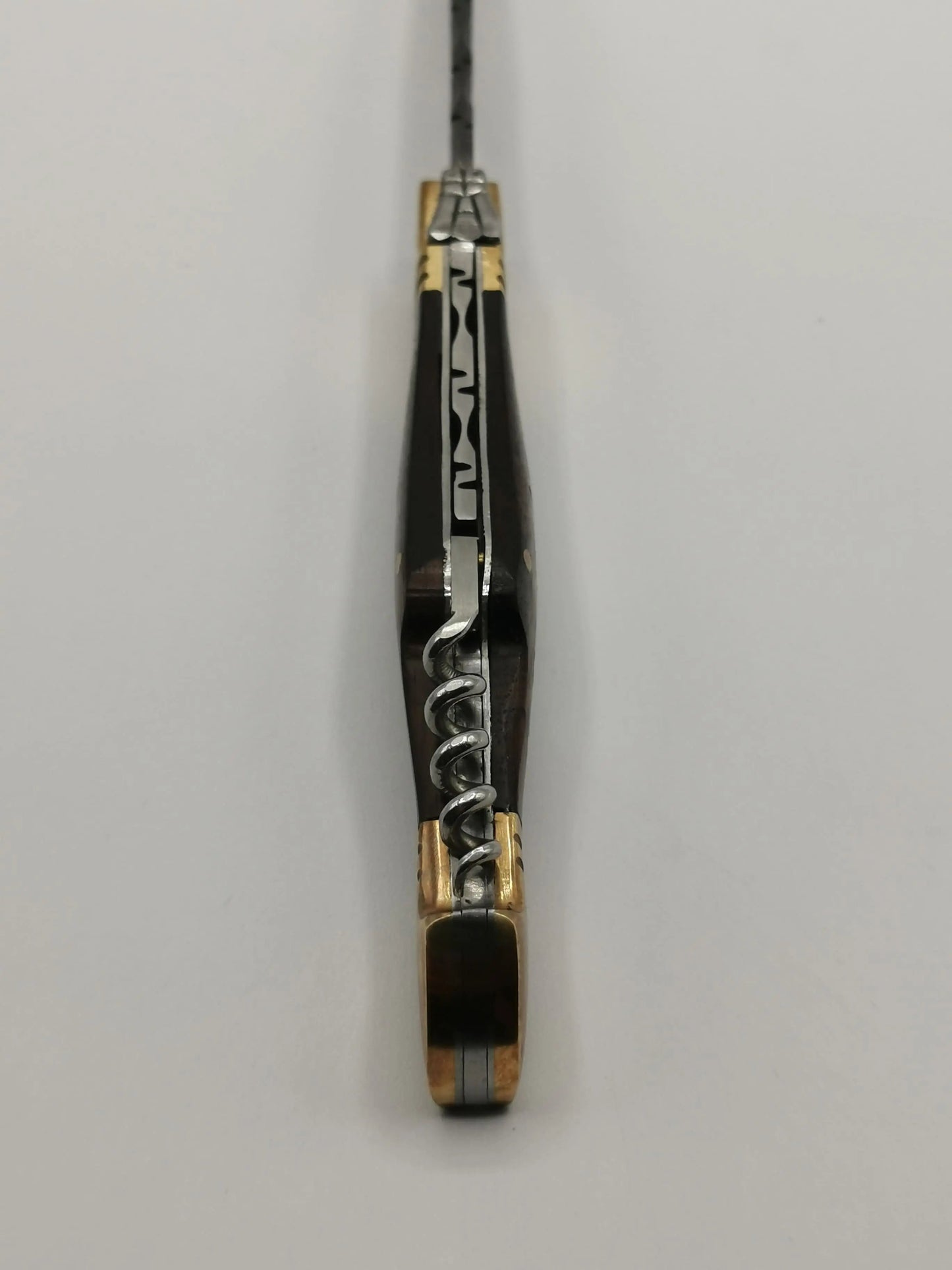 Couteau de Poche en Damas - L'Arlésien Hosteel