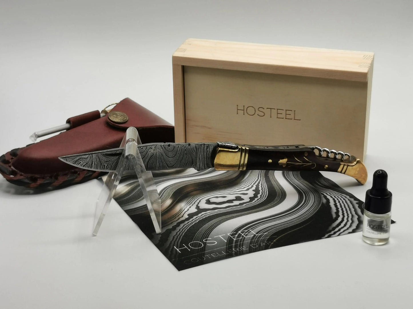 Couteau de Poche en Damas - L'Arlésien Hosteel