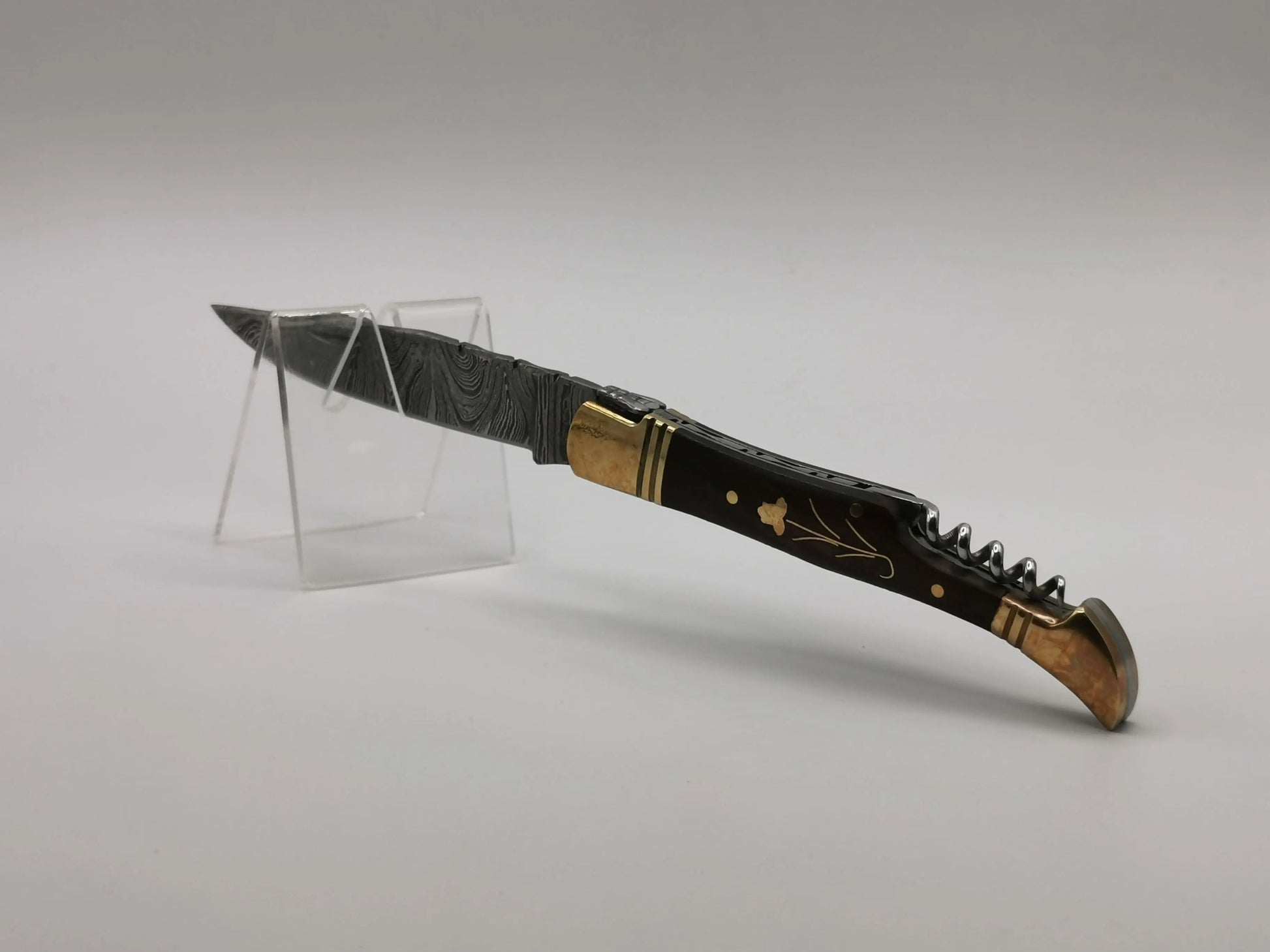 Couteau de Poche en Damas - L'Arlésien Hosteel