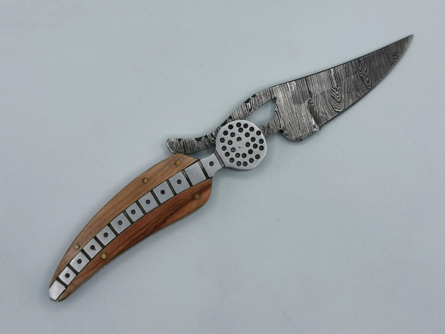 Couteau de Poche en Damas - L'Aubanel Hosteel