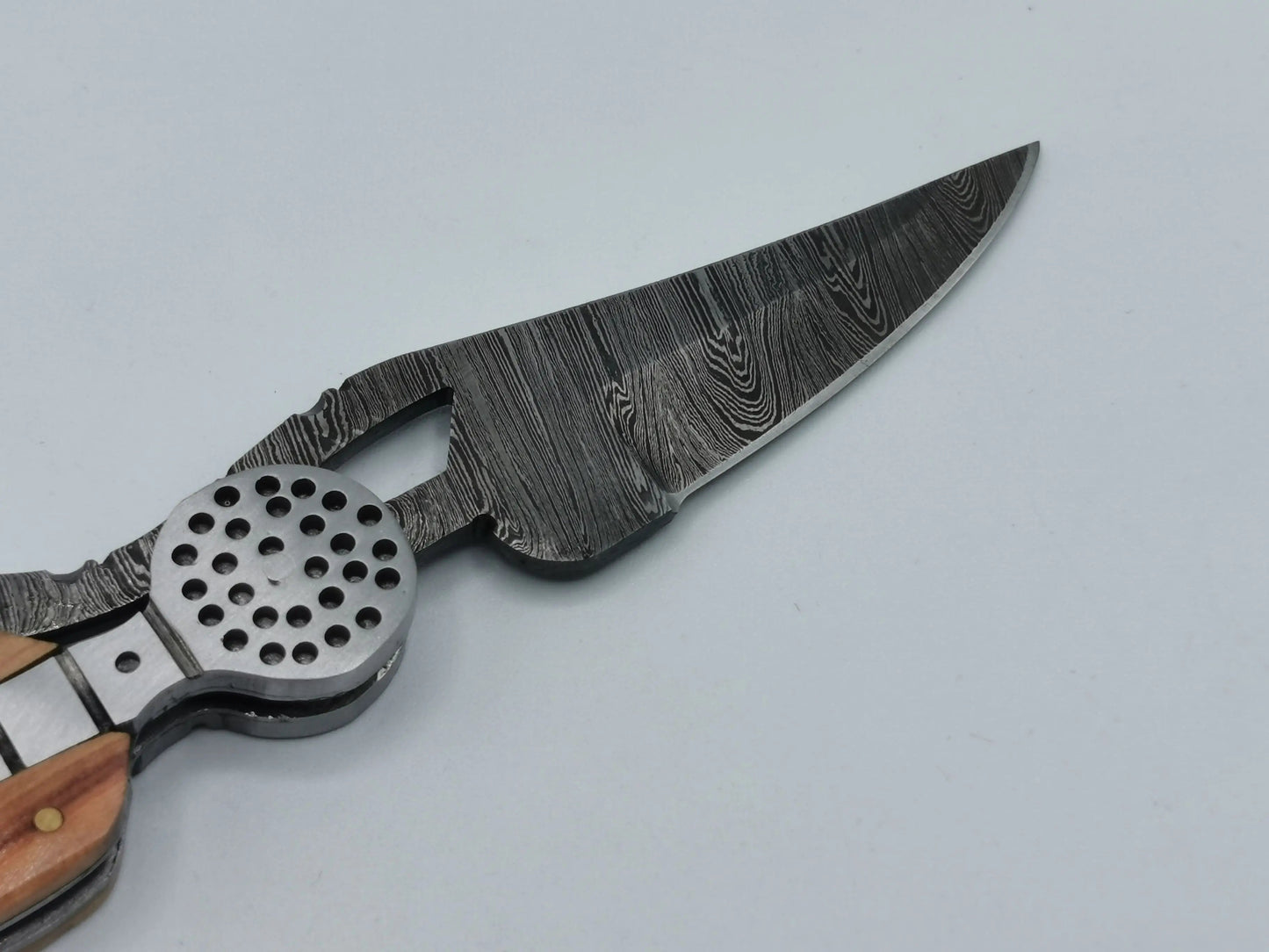 Couteau de Poche en Damas - L'Aubanel Hosteel