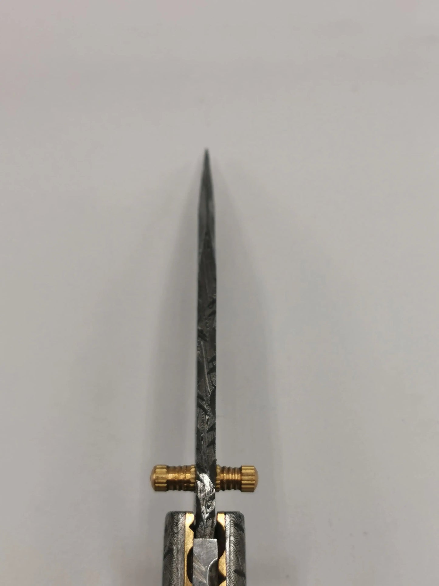 Couteau de Poche en Damas - L'Oustaou Hosteel