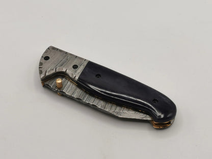 Couteau de Poche en Damas - L'Oustaou Hosteel