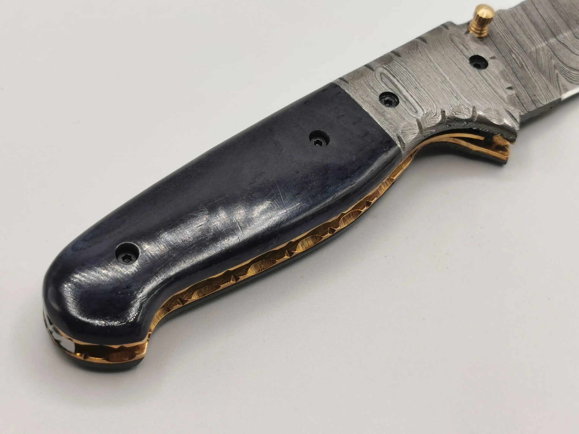 Couteau de Poche en Damas - L'Oustaou Hosteel