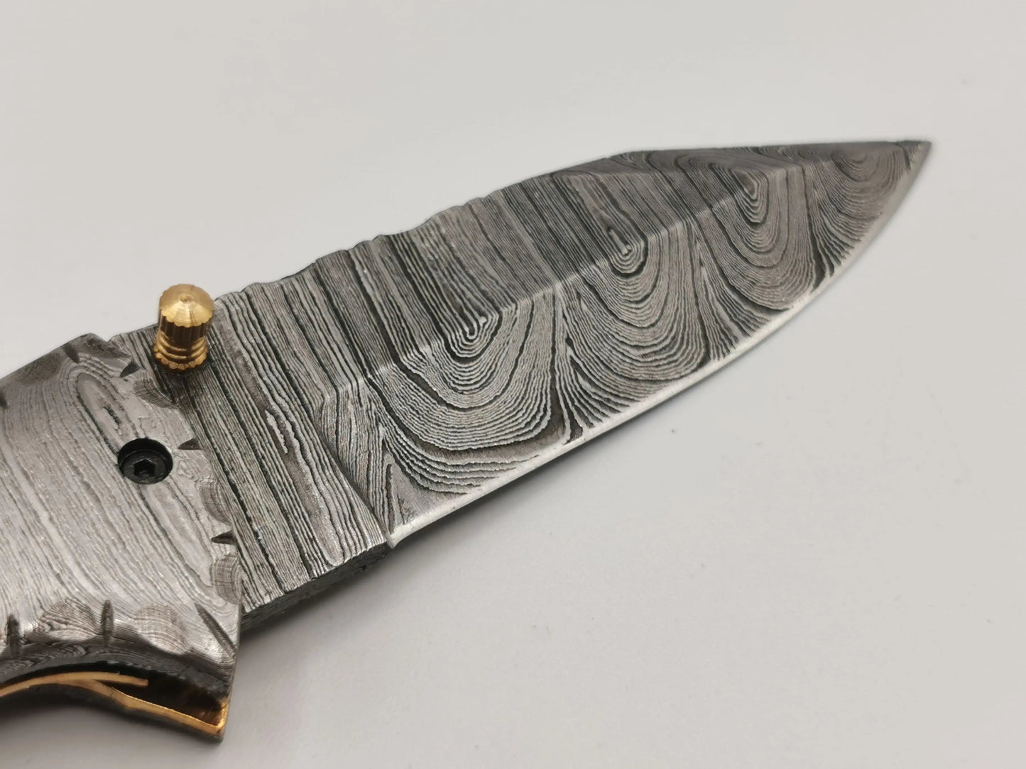 Couteau de Poche en Damas - L'Oustaou Hosteel