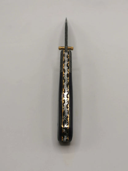 Couteau de Poche en Damas - L'Oustaou Hosteel