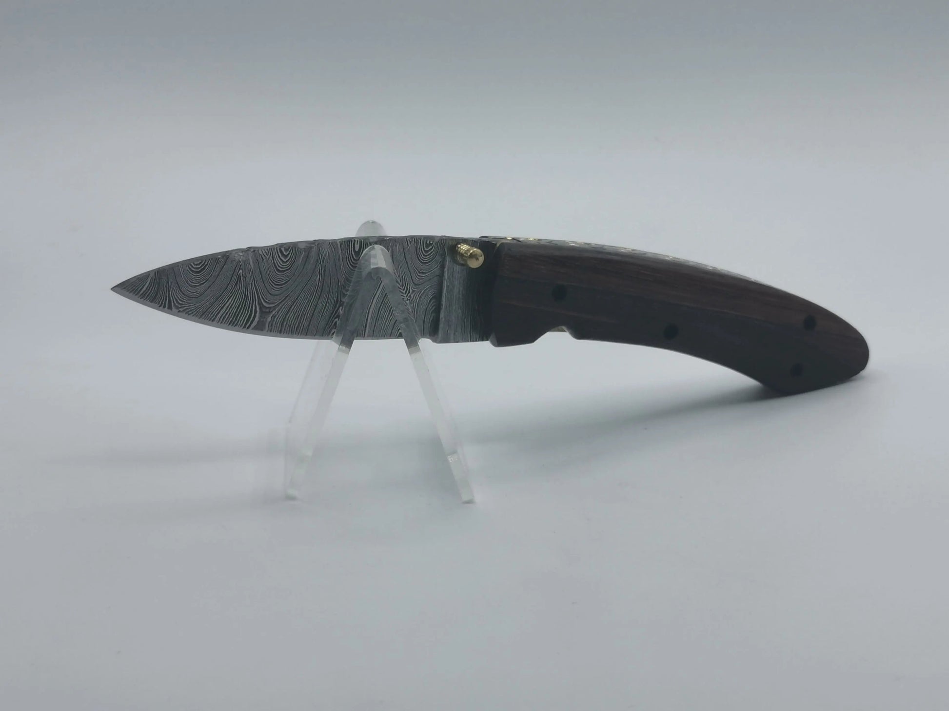 Couteau de Poche en Damas - Le Baou Hosteel