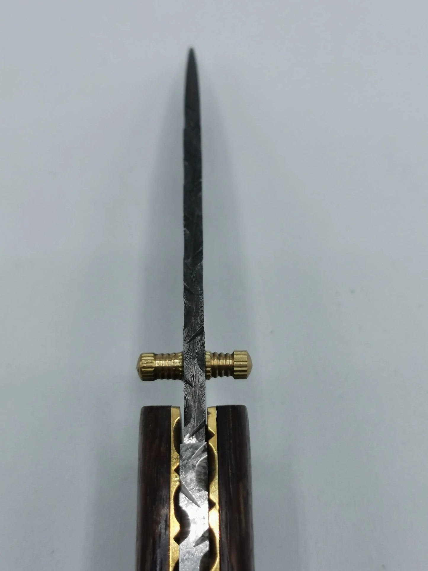 Couteau de Poche en Damas - Le Baou Hosteel