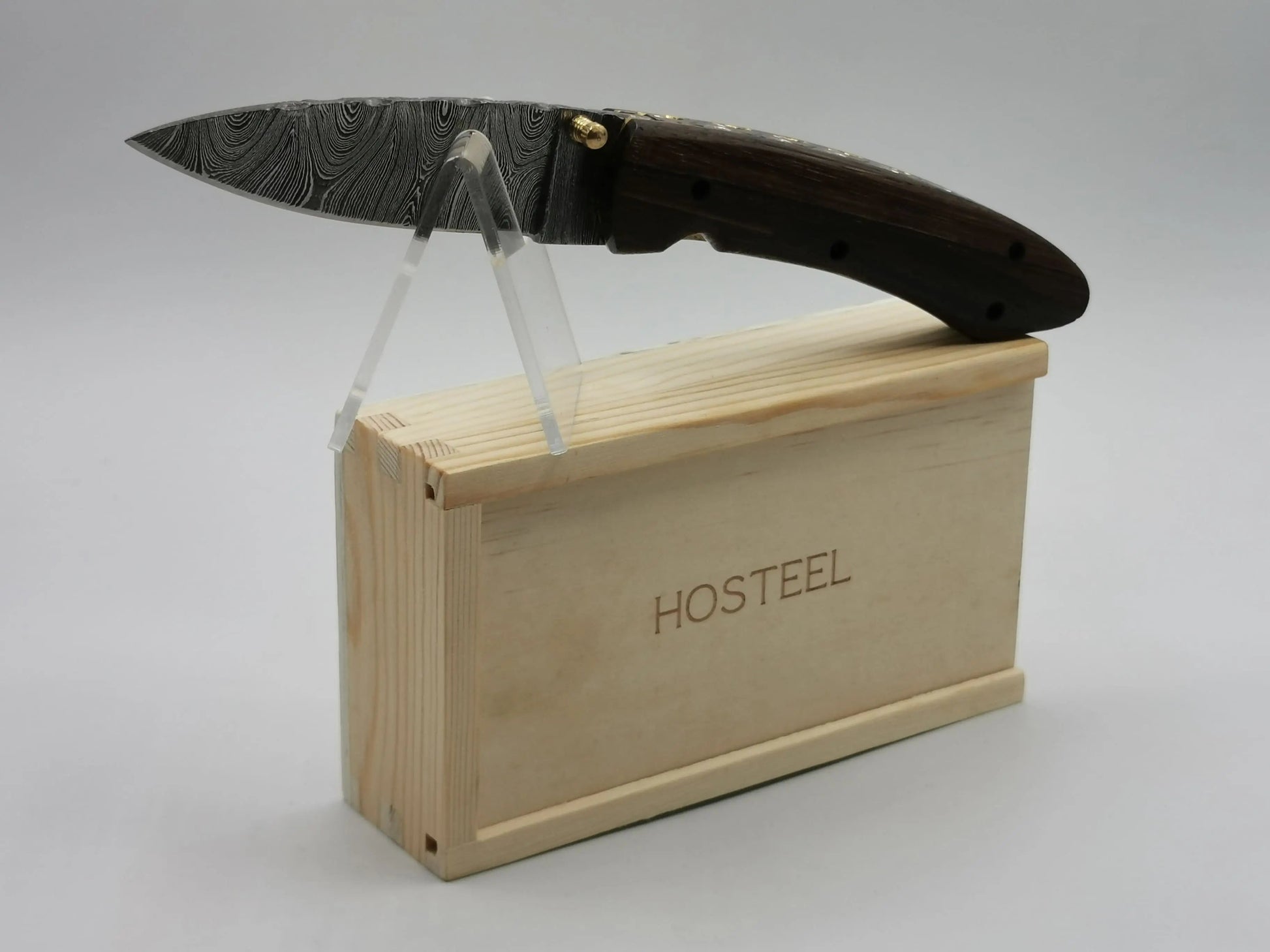 Couteau de Poche en Damas - Le Baou Hosteel