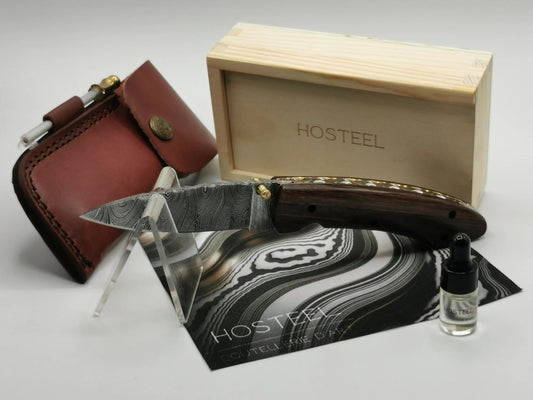 Couteau de Poche en Damas - Le Baou Hosteel