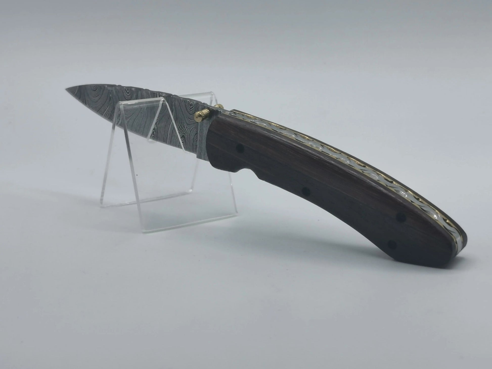 Couteau de Poche en Damas - Le Baou Hosteel