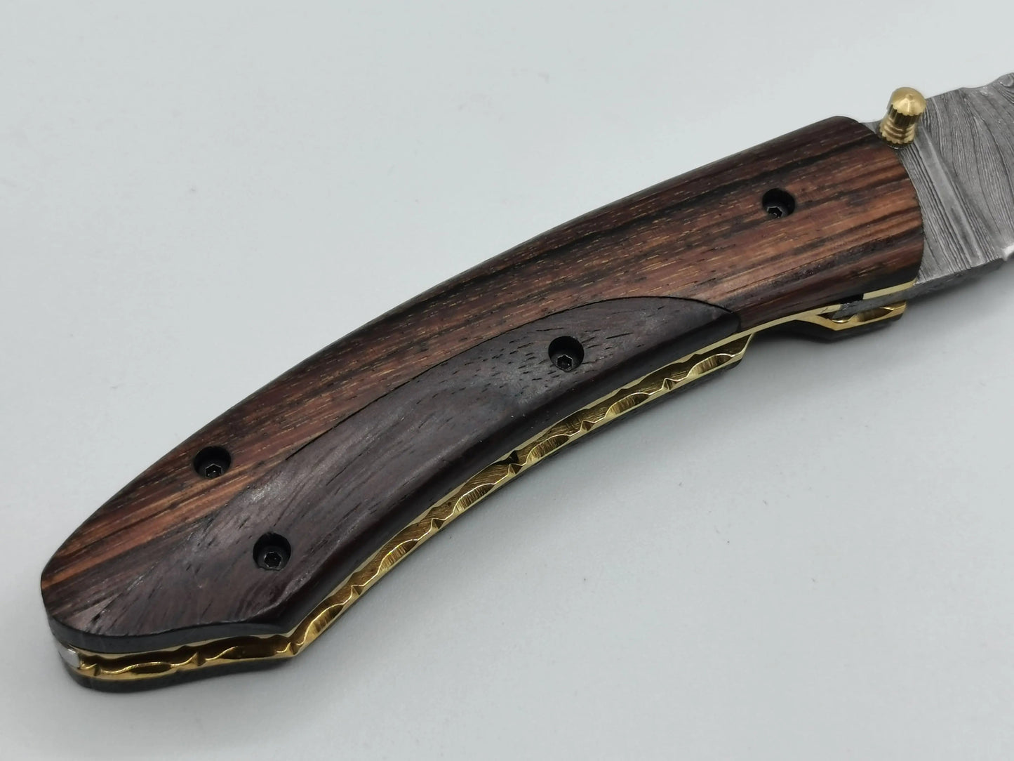 Couteau de Poche en Damas - Le Baou Hosteel