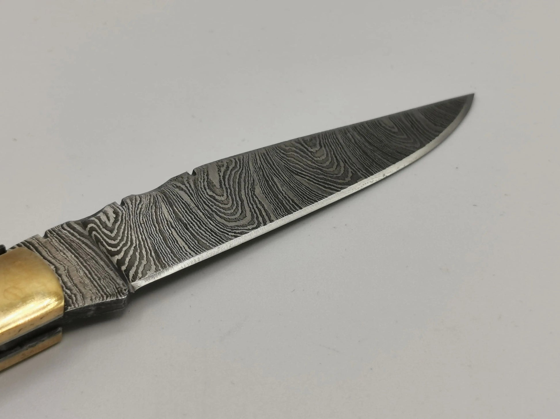 Couteau de Poche en Damas - Le Berger Hosteel