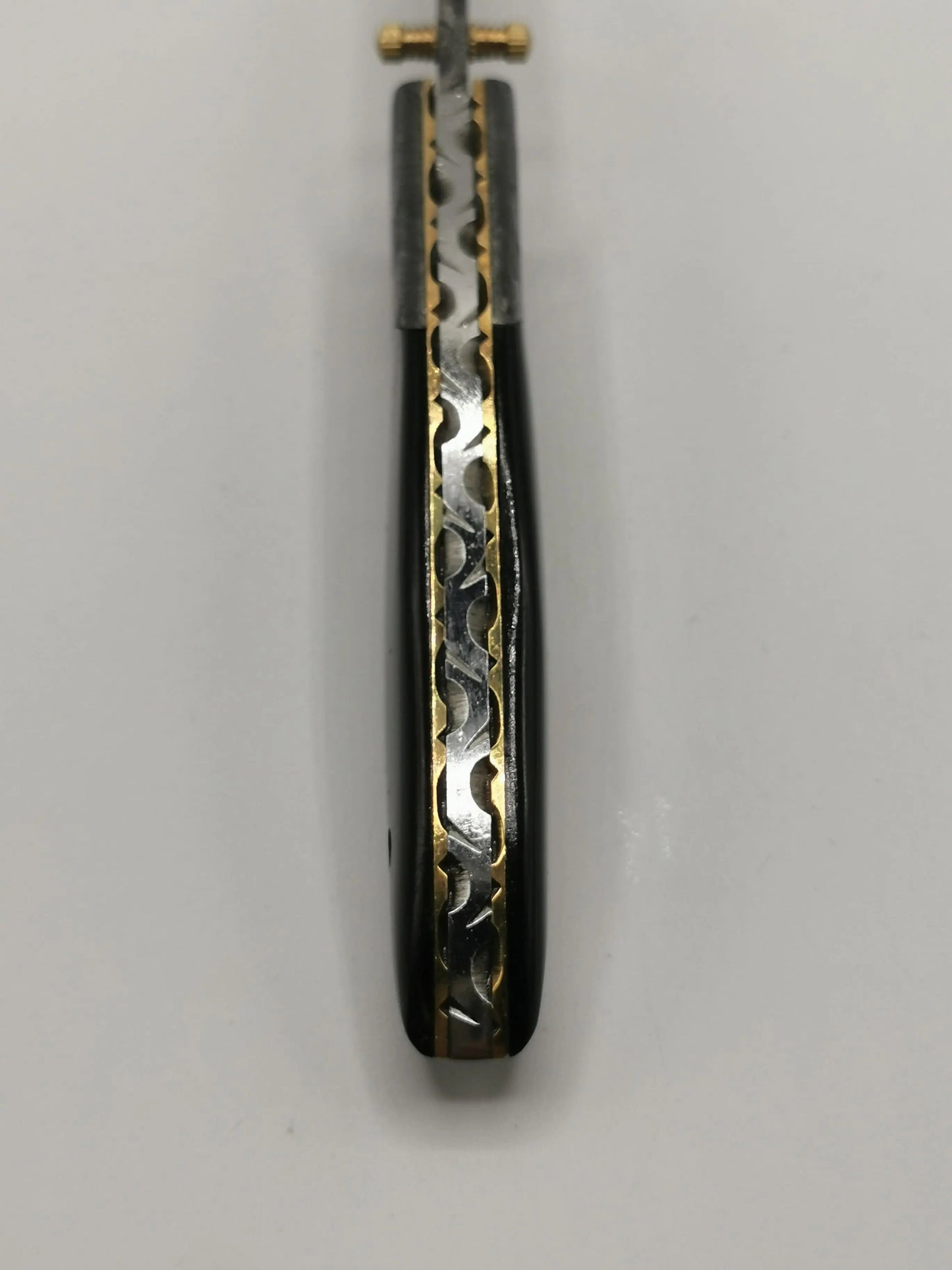 Couteau de Poche en Damas - Le Caladou Hosteel