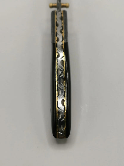 Couteau de Poche en Damas - Le Caladou Hosteel