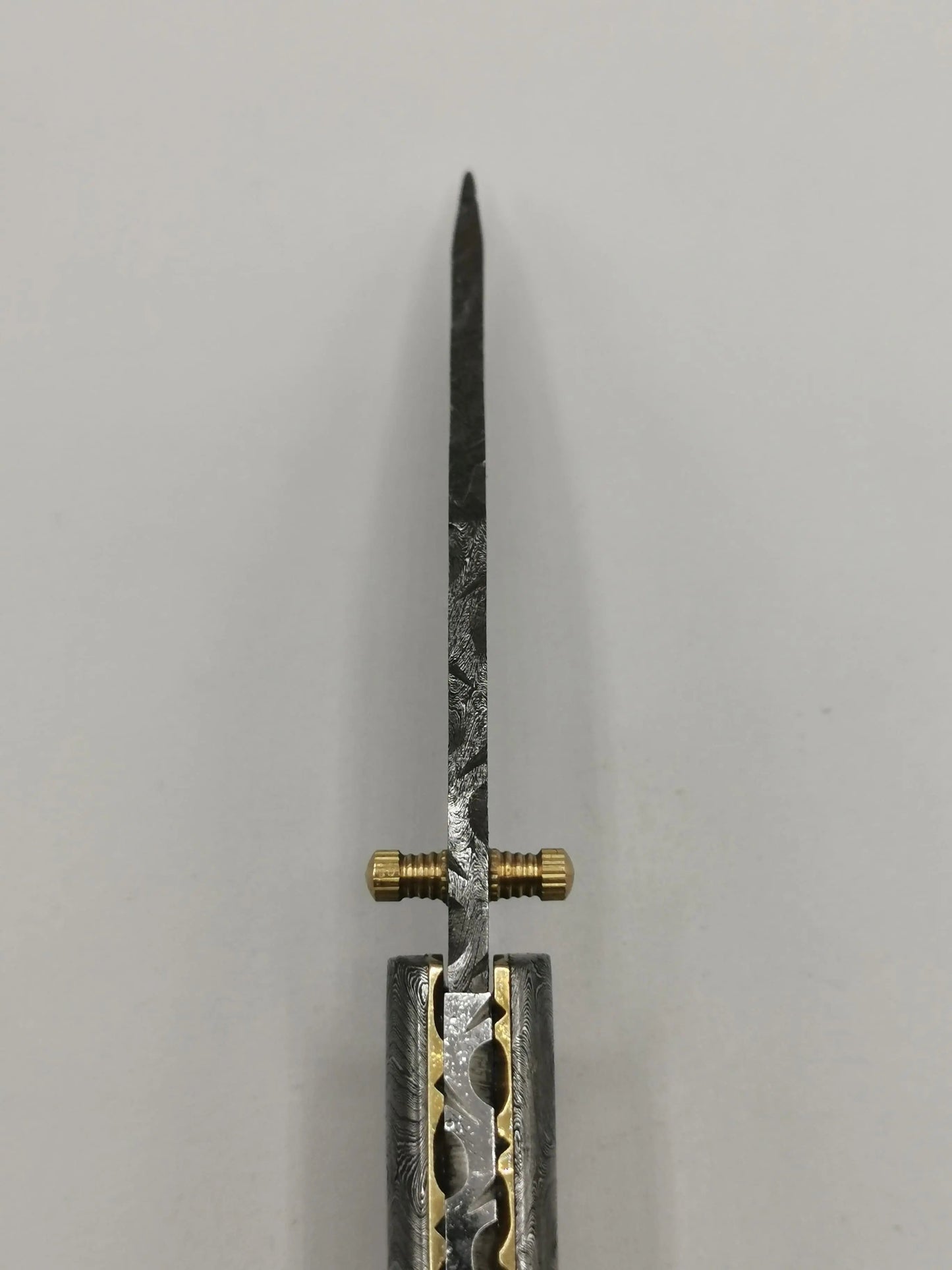 Couteau de Poche en Damas - Le Caladou Hosteel