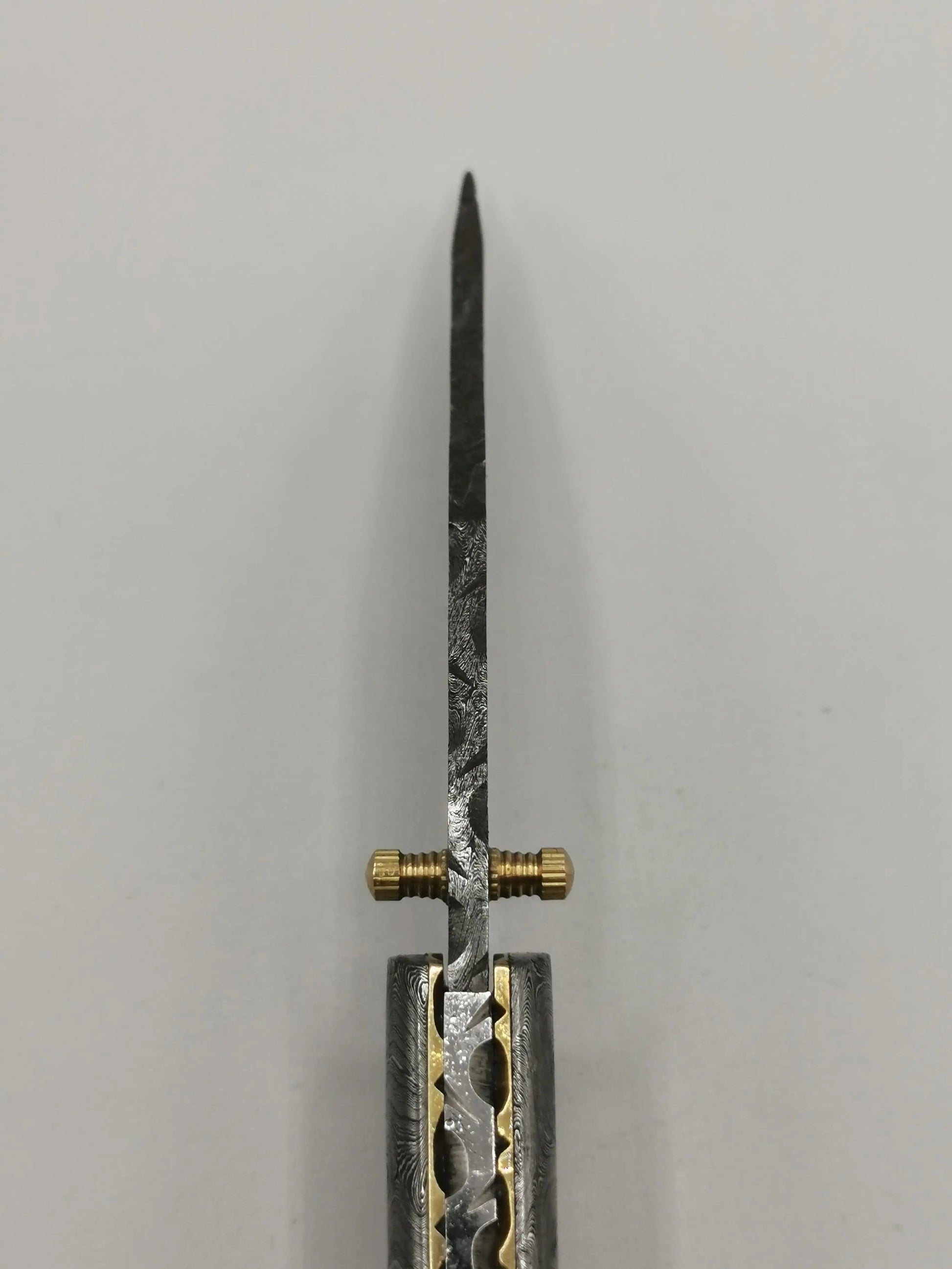 Couteau de Poche en Damas - Le Caladou Hosteel