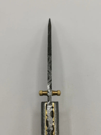 Couteau de Poche en Damas - Le Caladou Hosteel