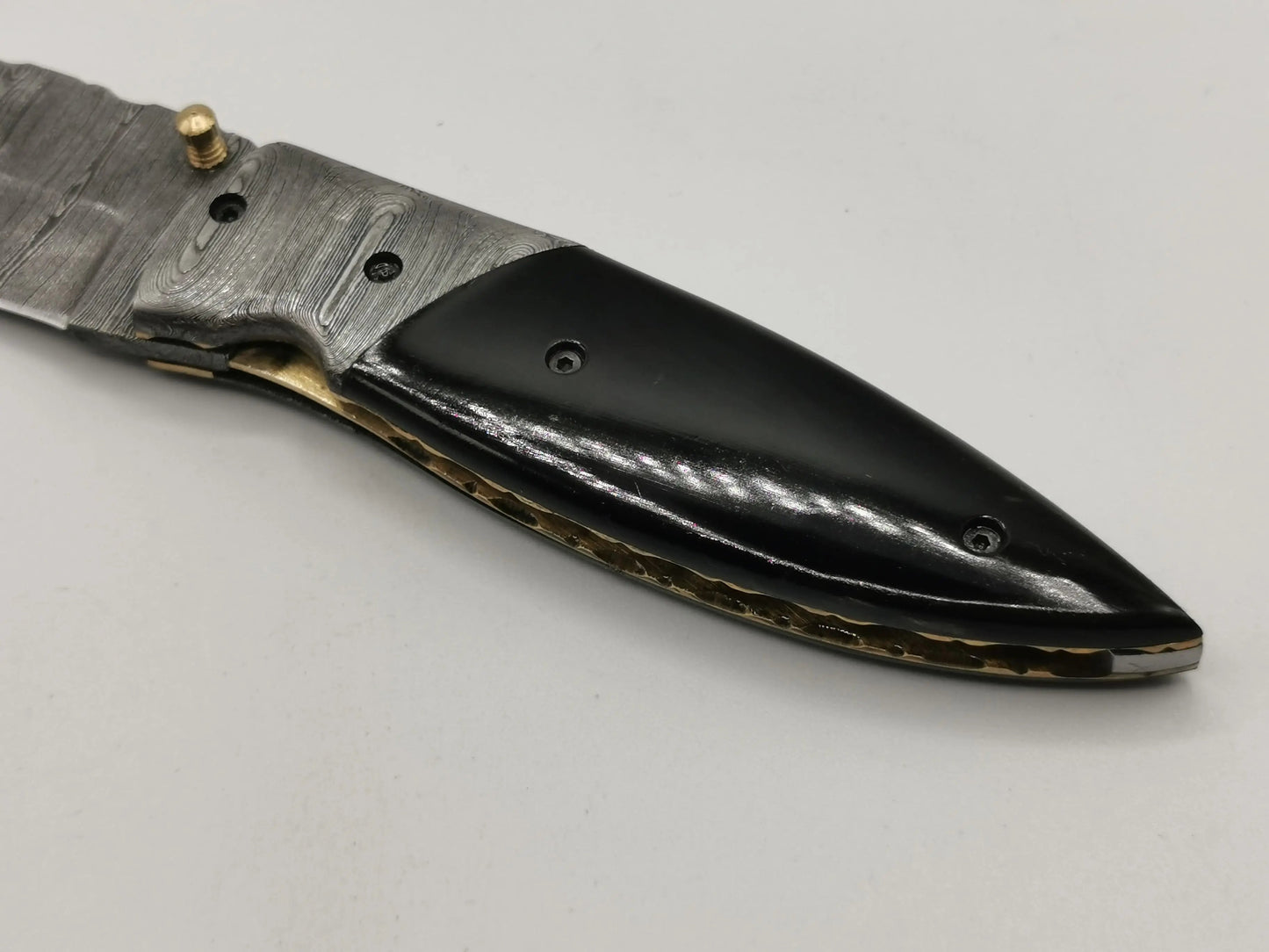 Couteau de Poche en Damas - Le Caladou Hosteel