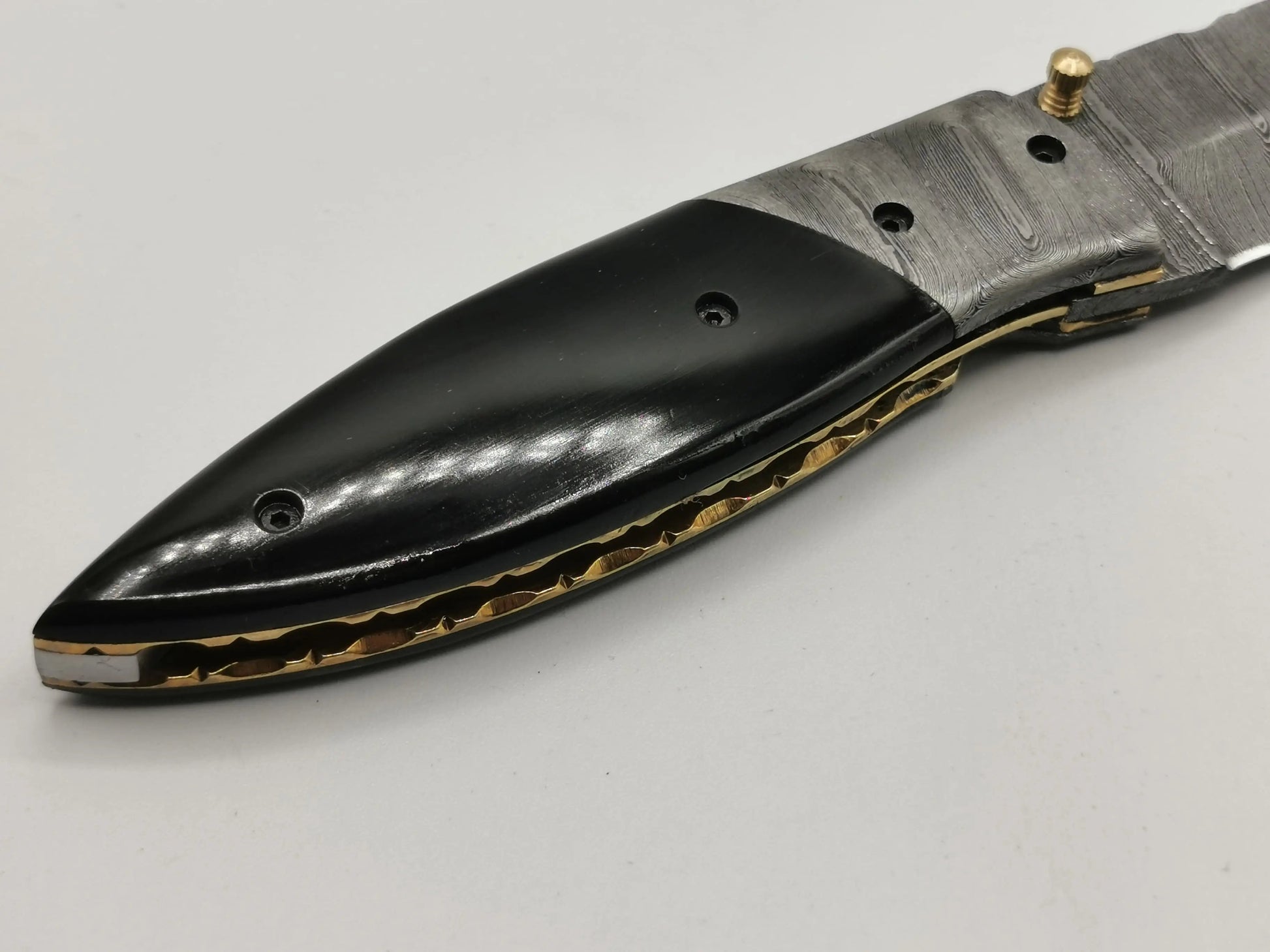 Couteau de Poche en Damas - Le Caladou Hosteel