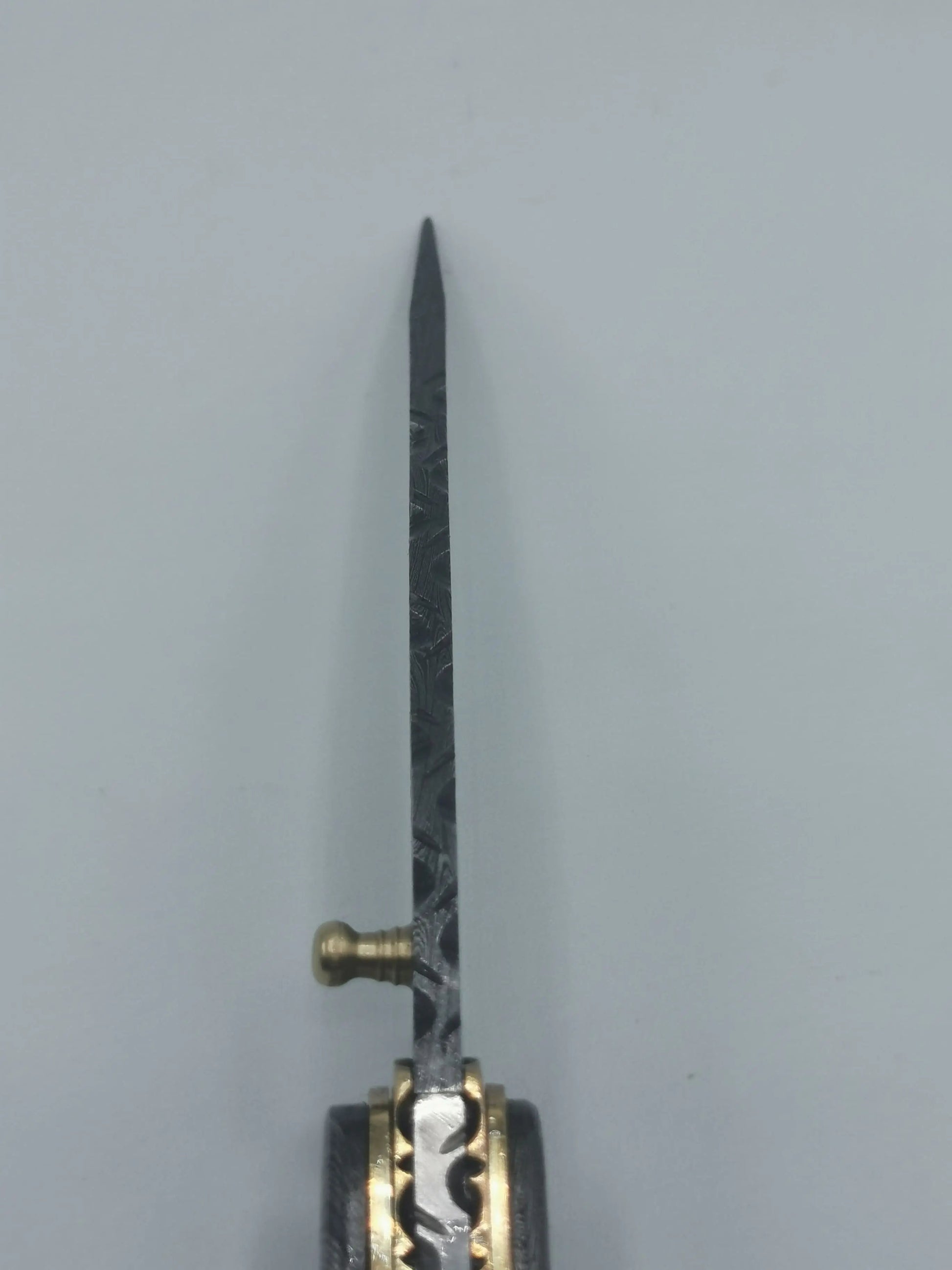 Couteau de Poche en Damas - Le Ferranel Hosteel