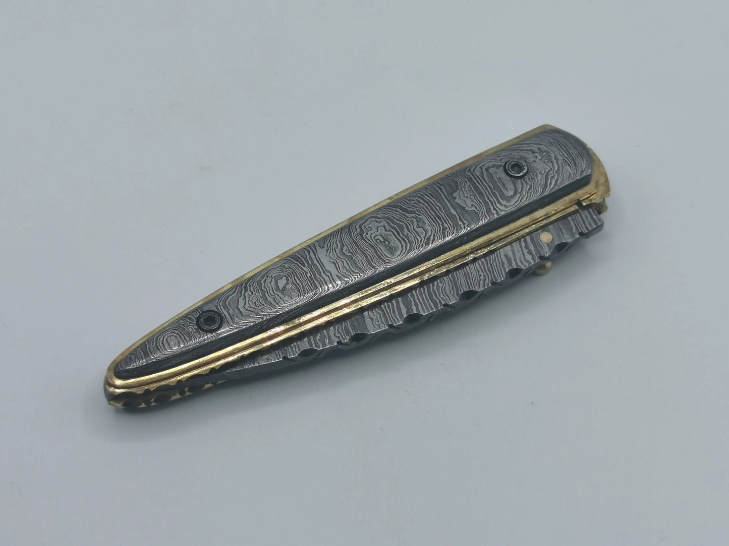 Couteau de Poche en Damas - Le Ferranel Hosteel