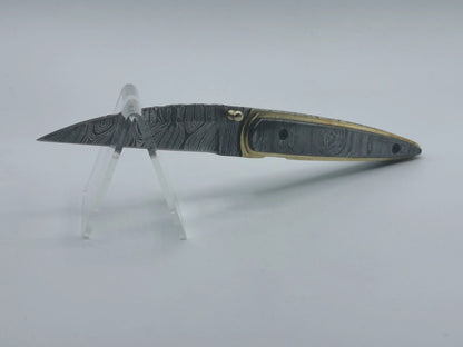 Couteau de Poche en Damas - Le Ferranel Hosteel